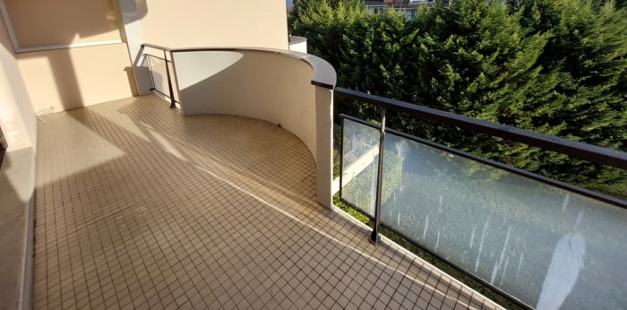 Image 2 sur 11 - Appartement  ·  Location · Meylan (38240) · 3 pièces · 96m²