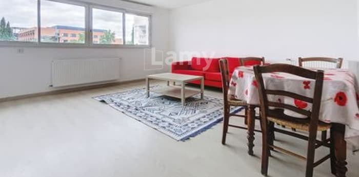 Image 3 sur 10 - Appartement  ·  Location · Toulouse (31300) · 4 pièces · 73m²