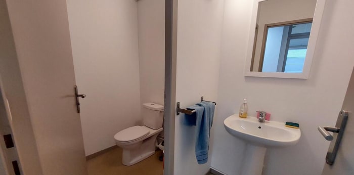 Image 5 sur 5 - Bureaux  ·  Location · Pau (64000) · 19m²