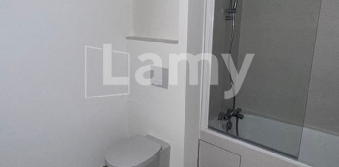 Image 7 sur 8 - Appartement  ·  Location · Bordeaux (33800) · 3 pièces · 76m²