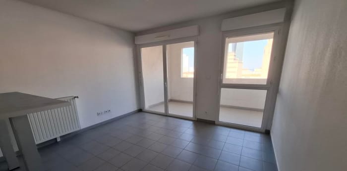 Image 6 sur 9 - Appartement  ·  Location · Marseille 03 (13003) · 2 pièces · 38m²