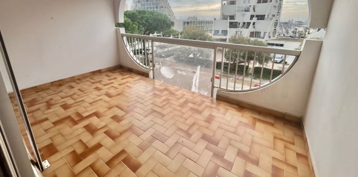 Image 2 sur 6 - Appartement  ·  Location · La Grande Motte (34280) · 2 pièces · 45m²
