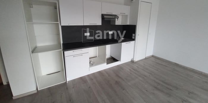 Image 1 sur 9 - Appartement  ·  Location · Clermont Ferrand (63000) · 3 pièces · 63m²