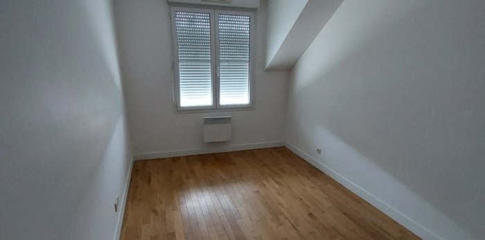 Image 8 sur 10 - Appartement  ·  Location · Grigny (91350) · 4 pièces · 75m²