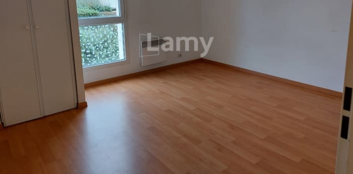 Image 1 sur 7 - Appartement  ·  Location · La Rochelle (17000) · 2 pièces · 51m²