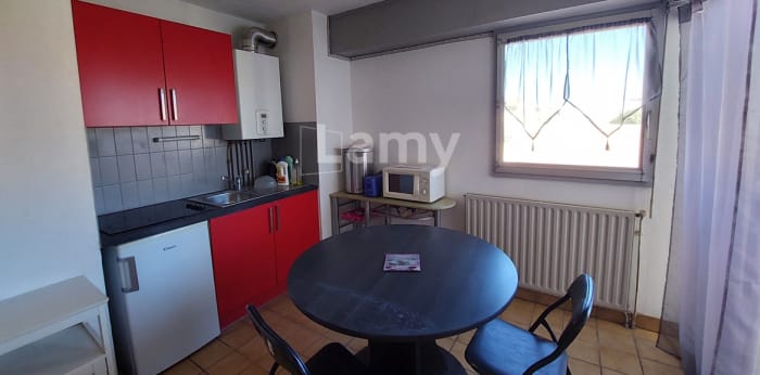 Image 6 sur 16 - Appartement  ·  Location · Nimes (30900) · 1 pièce · 28m²