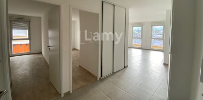 Image 8 sur 15 - Appartement  ·  Location · La Verpilliere (38290) · 3 pièces · 63m²