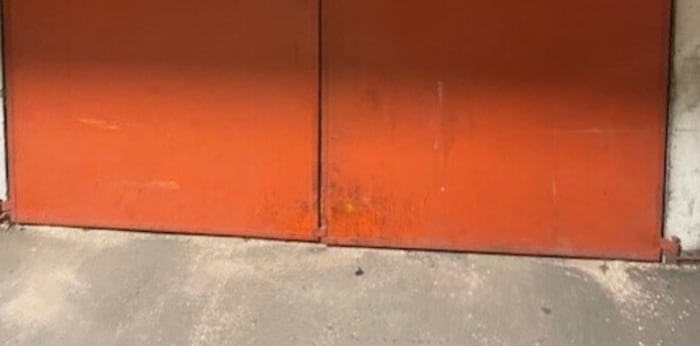 Image 2 sur 5 - Parking/box  ·  Location · Paris (75015) · 10m²