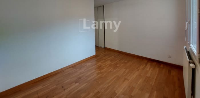 Image 6 sur 9 - Appartement  ·  Location · Grenoble (38000) · 2 pièces · 50m²