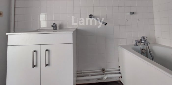 Image 10 sur 12 - Appartement  ·  Location · Limoges (87100) · 2 pièces · 60m²