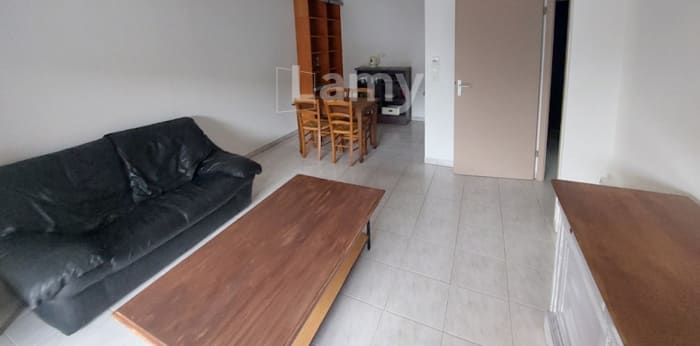 Image 2 sur 10 - Appartement  ·  Location · St Saulve (59880) · 2 pièces · 43m²