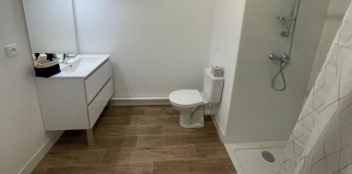 Image 5 sur 6 - Appartement  ·  Location · Grand Couronne (76530) · 2 pièces · 45m²