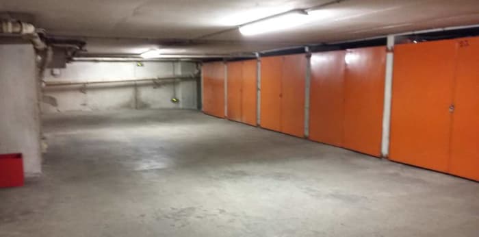 Image 4 sur 5 - Parking/box  ·  Location · Paris (75015) · 12m²