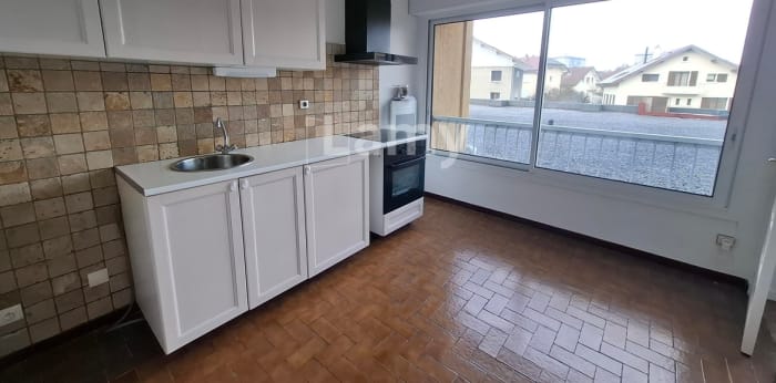 Image 1 sur 6 - Appartement  ·  Location · Annecy (74940) · 2 pièces · 48m²