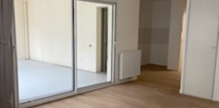 Image 1 sur 5 - Appartement  ·  Location · Bordeaux (33800) · 1 pièce · 35m²