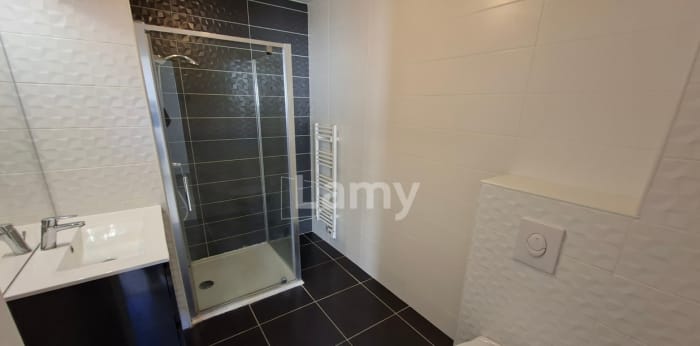 Image 5 sur 7 - Appartement  ·  Location · Clermont Ferrand (63100) · 1 pièce · 31m²