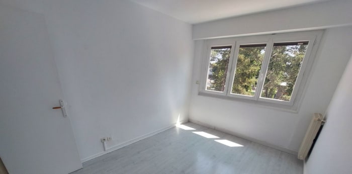 Image 6 sur 10 - Appartement  ·  Location · Evry Courcouronnes (91000) · 3 pièces · 64m²