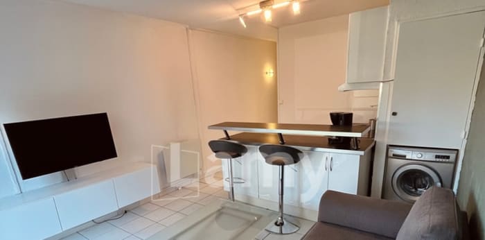 Image 3 sur 10 - Appartement  ·  Location · Aix En Provence (13090) · 2 pièces · 32m²