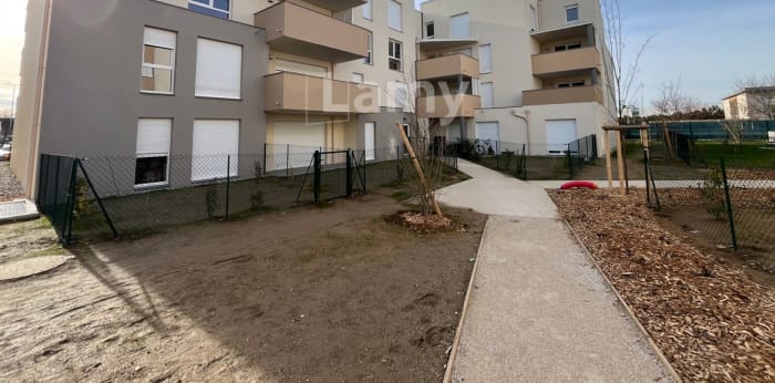 Image 9 sur 11 - Appartement  ·  Location · Valence (26000) · 4 pièces · 85m²