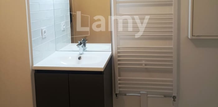 Image 4 sur 5 - Appartement  ·  Location · Champigny Sur Marne (94500) · 2 pièces · 48m²