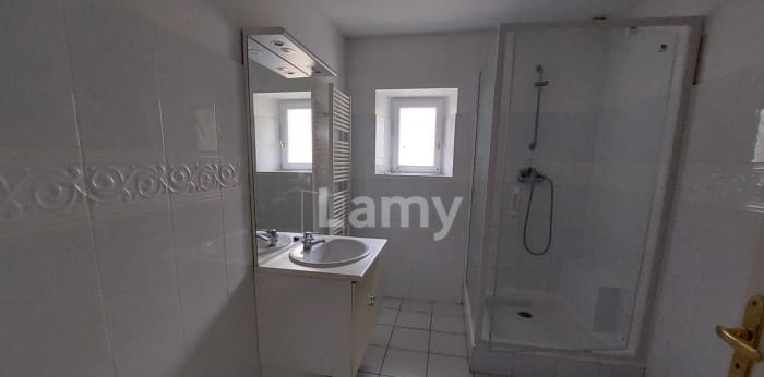 Image 7 sur 7 - Maison/villa  ·  Location · Villegouge (33141) · 3 pièces · 74m²