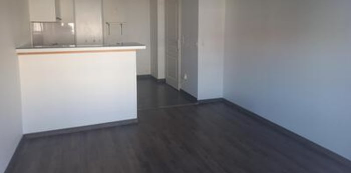 Image 1 sur 5 - Appartement  ·  Location · Reims (51100) · 2 pièces · 37m²