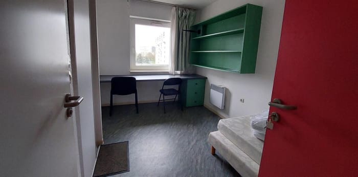 Image 1 sur 9 - Appartement  ·  Location · Vandoeuvre Les Nancy (54500) · 15m²