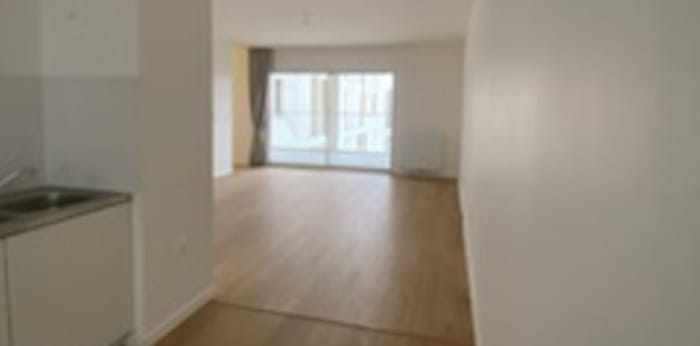 Image 2 sur 8 - Appartement  ·  Location · Bordeaux (33800) · 3 pièces · 76m²