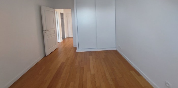 Image 4 sur 10 - Appartement  ·  Location · Valenciennes (59300) · 3 pièces · 69m²
