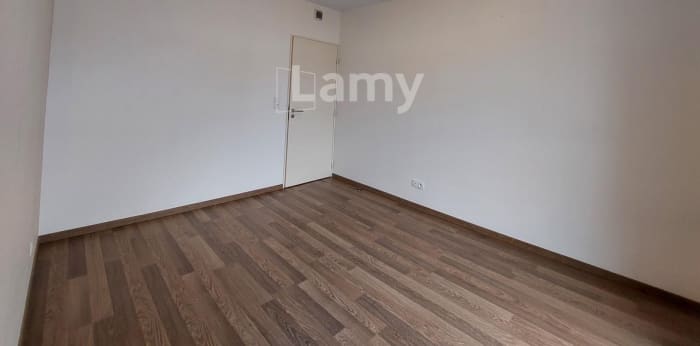 Image 6 sur 9 - Appartement  ·  Location · Grenoble (38000) · 3 pièces · 67m²