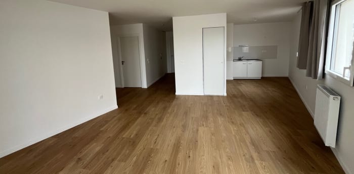 Image 2 sur 8 - Appartement  ·  Location · Bordeaux (33800) · 3 pièces · 72m²