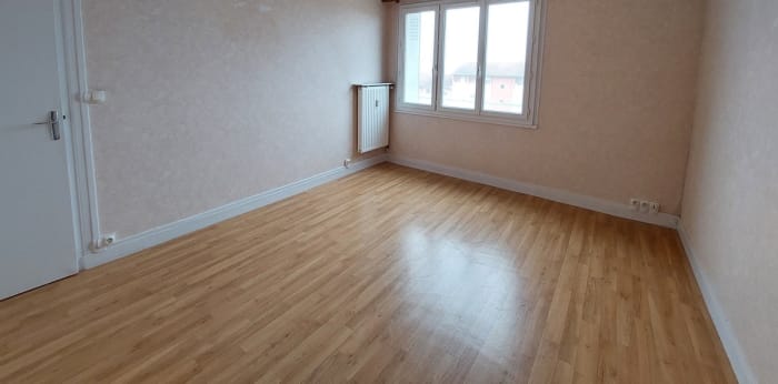 Image 5 sur 9 - Appartement  ·  Location · Villefranche Sur Saone (69400) · 3 pièces · 57m²