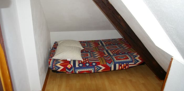 Image 1 sur 4 - Appartement  ·  Location · Besancon (25000) · 1 pièce · 12m²