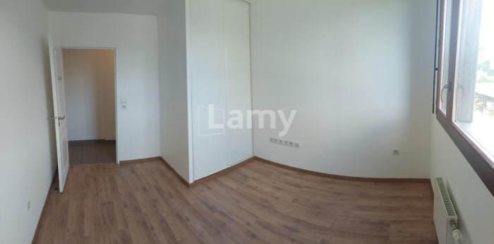 Image 5 sur 12 - Appartement  ·  Location · Nancy (54100) · 3 pièces · 81m²