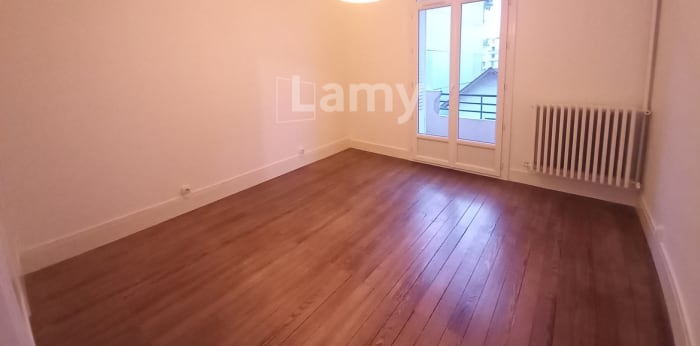 Image 6 sur 6 - Appartement  ·  Location · Chambery (73000) · 2 pièces · 53m²