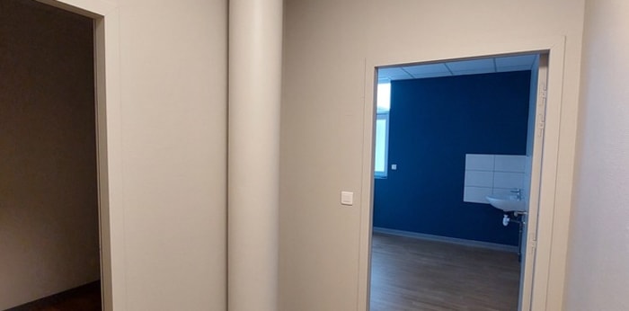 Image 4 sur 6 - Local  ·  Location · Vieux Charmont (25600) · 50m²