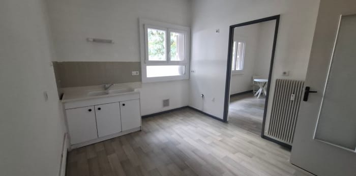 Image 2 sur 7 - Appartement  ·  Location · Sochaux (25600) · 2 pièces · 46m²