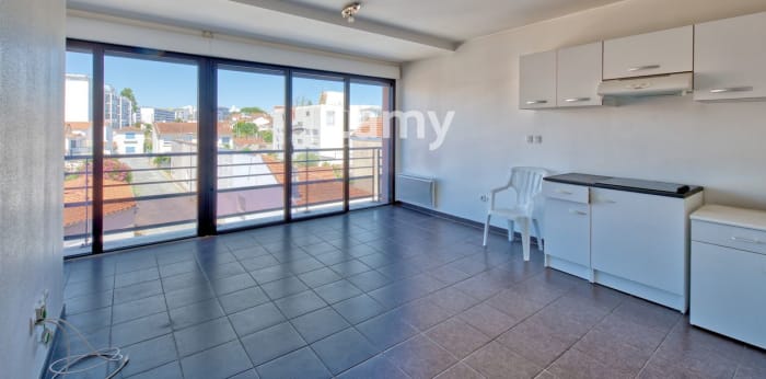 Image 1 sur 10 - Appartement  ·  Location · Royan (17200) · 3 pièces · 56m²