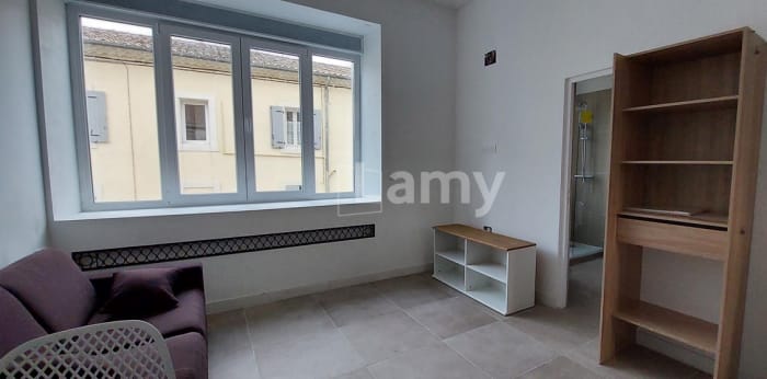 Image 2 sur 4 - Appartement  ·  Location · Ales (30100) · 1 pièce · 23m²