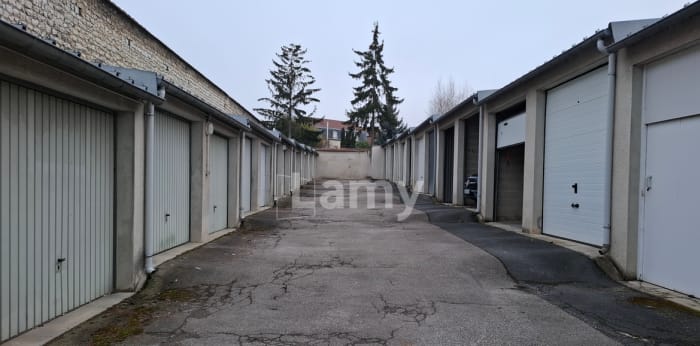Image 5 sur 7 - Parking/box  ·  Location · Reims (51100) · 5m²
