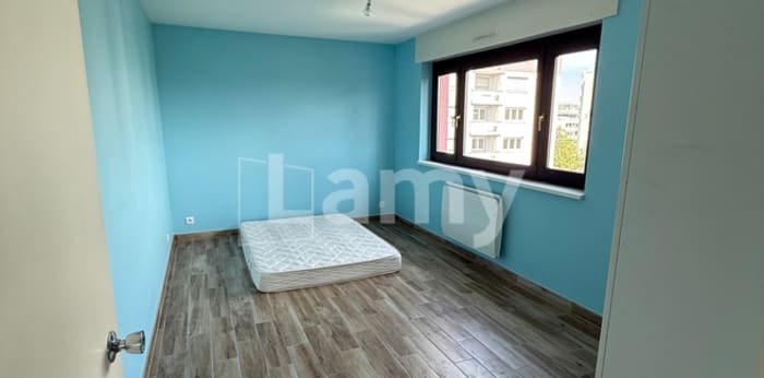 Image 12 sur 15 - Appartement  ·  Location · Bischheim (67800) · 4 pièces · 100m²