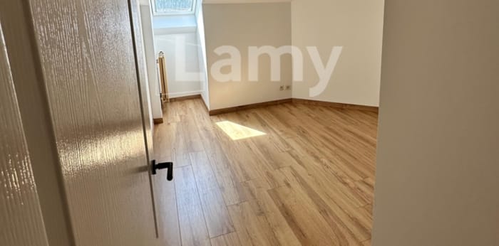 Image 10 sur 15 - Appartement  ·  Location · Nantes (44200) · 3 pièces · 70m²