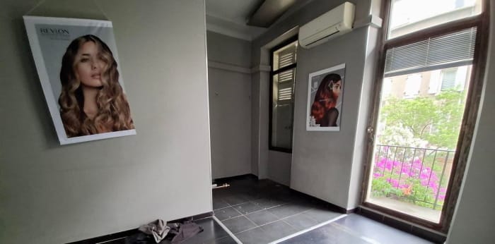 Image 2 sur 10 - Boutique  ·  Location · Marseille (13005) · 1 pièce · 80m²