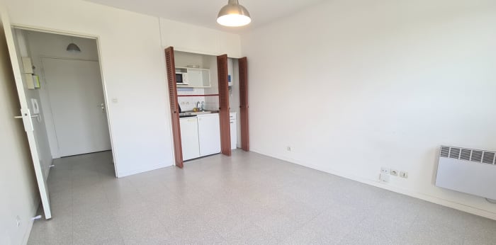 Image 2 sur 6 - Appartement  ·  Location · Joue Les Tours (37300) · 1 pièce · 22m²
