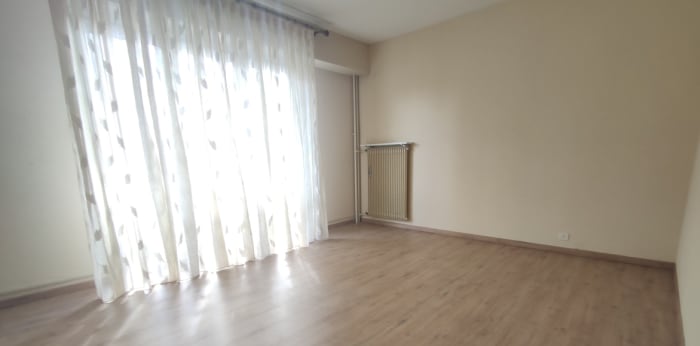 Image 3 sur 8 - Appartement  ·  Location · Vesoul (70000) · 3 pièces · 68m²