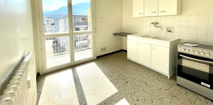 Image 7 sur 13 - Appartement  ·  Location · Aix Les Bains (73100) · 2 pièces · 43m²