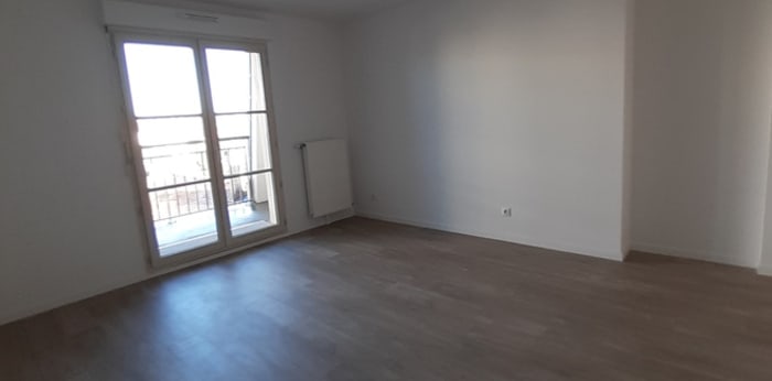 Image 3 sur 10 - Appartement  ·  Location · Melun (77000) · 2 pièces · 44m²