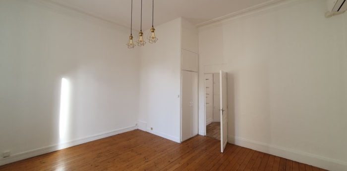 Image 5 sur 6 - Appartement  ·  Location · Bordeaux (33000) · 2 pièces · 45m²