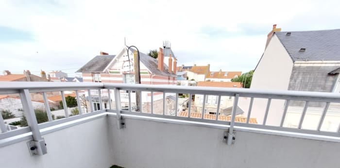 Image 3 sur 12 - Appartement  ·  Location · Les Sables D Olonne (85100) · 2 pièces · 55m²