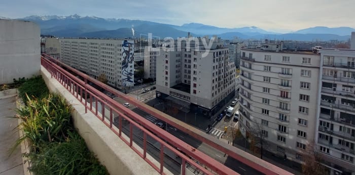 Image 10 sur 12 - Appartement  ·  Location · Grenoble (38000) · 4 pièces · 102m²